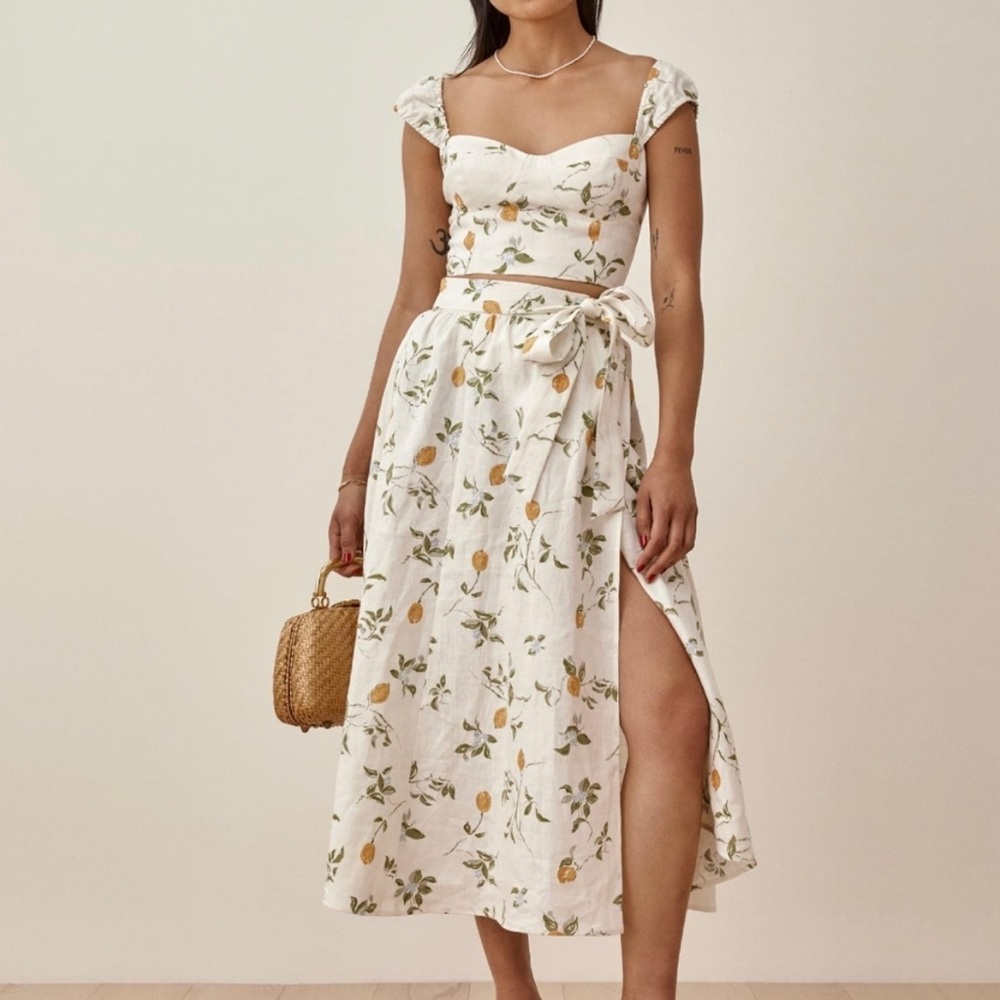 Reformation Clyde Linen Two Piece Skirt Set in Citron size